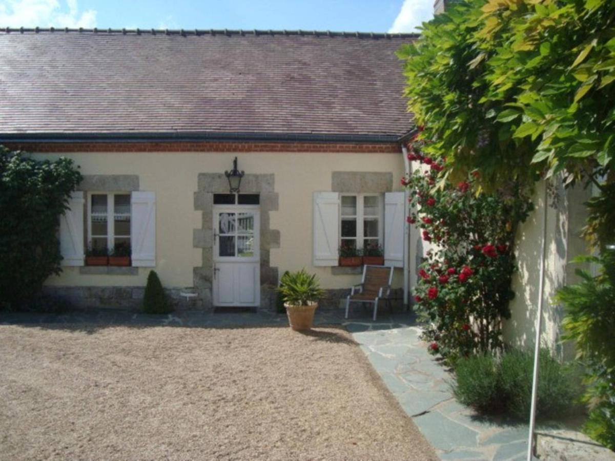 Les Glycines De Bougy Bed & Breakfast Dış mekan fotoğraf
