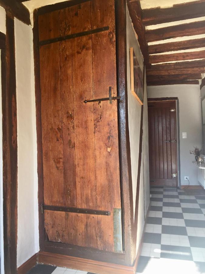 Les Glycines De Bougy Bed & Breakfast Dış mekan fotoğraf